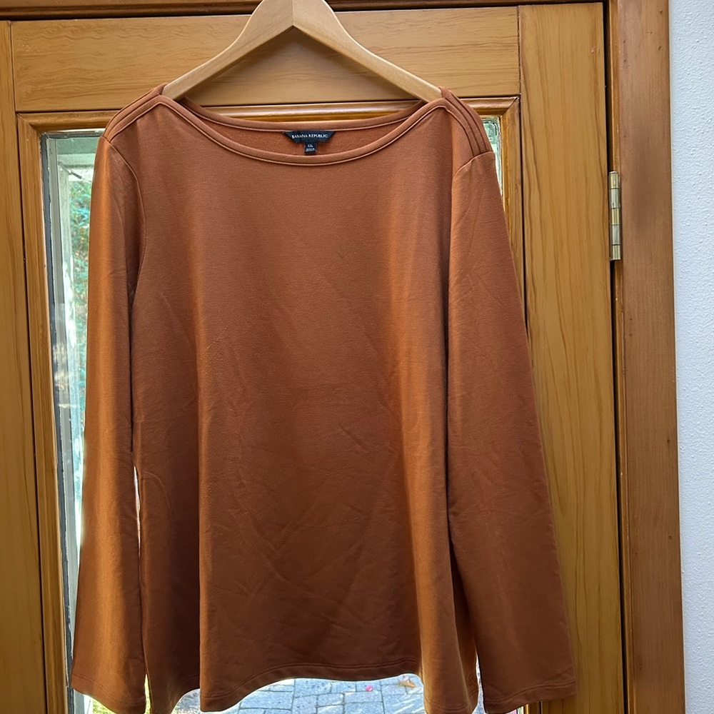 Banana Republic long sleeve tee, size xxl